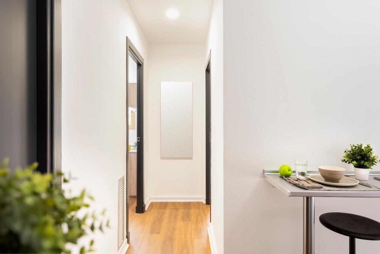Micampus Armendariz Student Residence セビリア エクステリア 写真