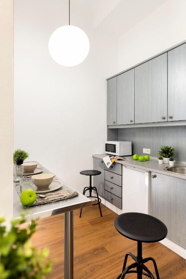 Micampus Armendariz Student Residence セビリア エクステリア 写真